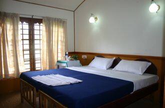 Fathima Houseboat, Alleppey 2